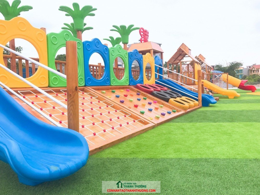 Cung cấp và thi công cỏ nhân tạo sân bóng ,sân vườn Ninh Binh