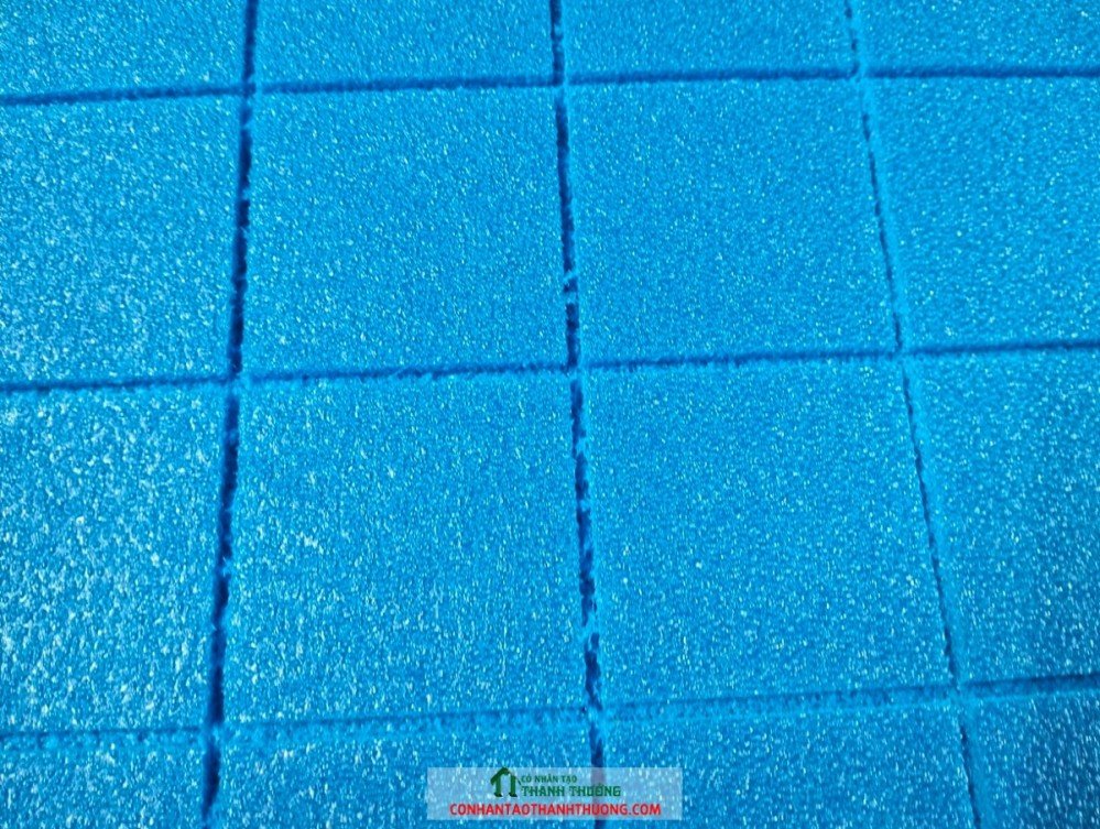 Tấm Shock Pad (Đệm giảm chấn cho sân cỏ nhân tạo)