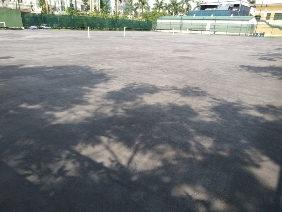 mặt sân tennis
