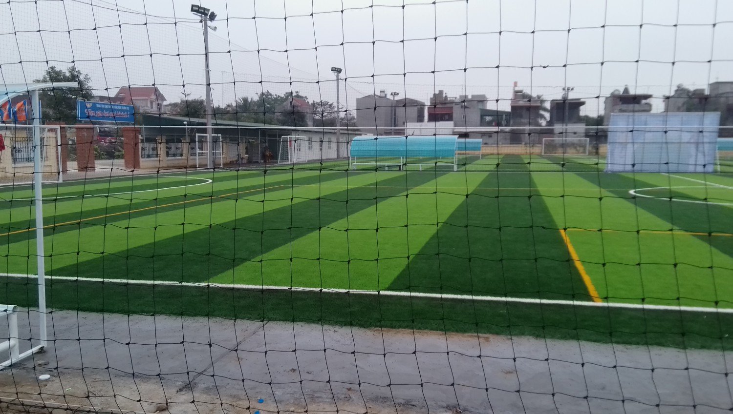 Cung cấp, thi công, bảo dưỡng cỏ nhân tạo