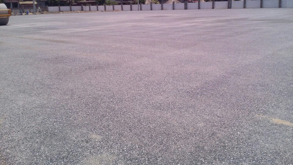 Nền sân cỏ nhân tạo đã hoàn thiện