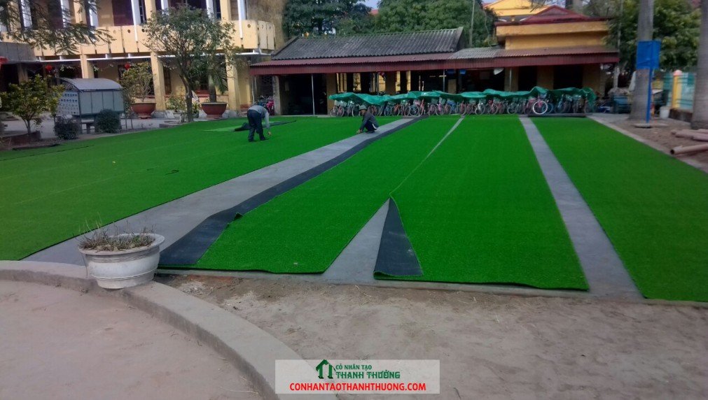 thi công cỏ nhân tạo sân vườn