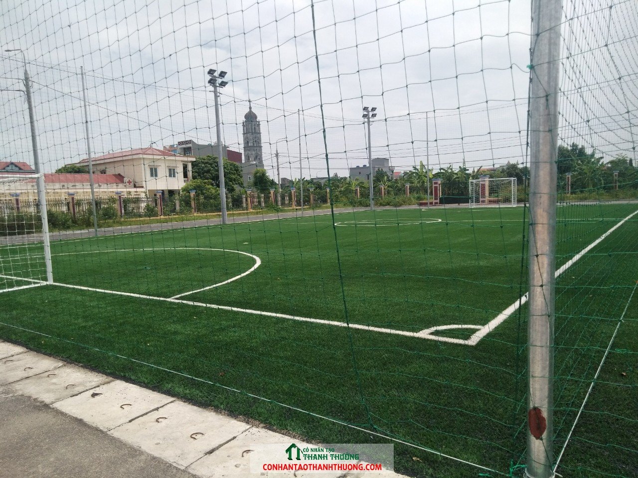 Đơn vị thi công sân bóng đá cỏ nhân tạo